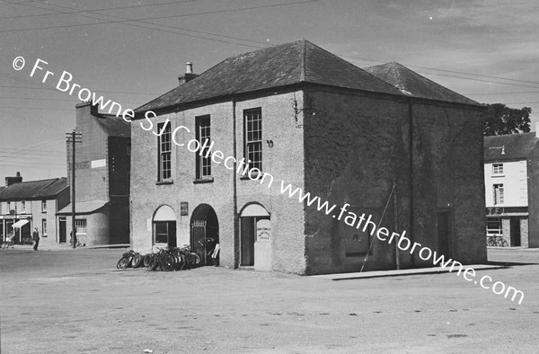 MARKET HOUSE WITH MRS KENNEDY CARETAKERS FOR 40 YEARS